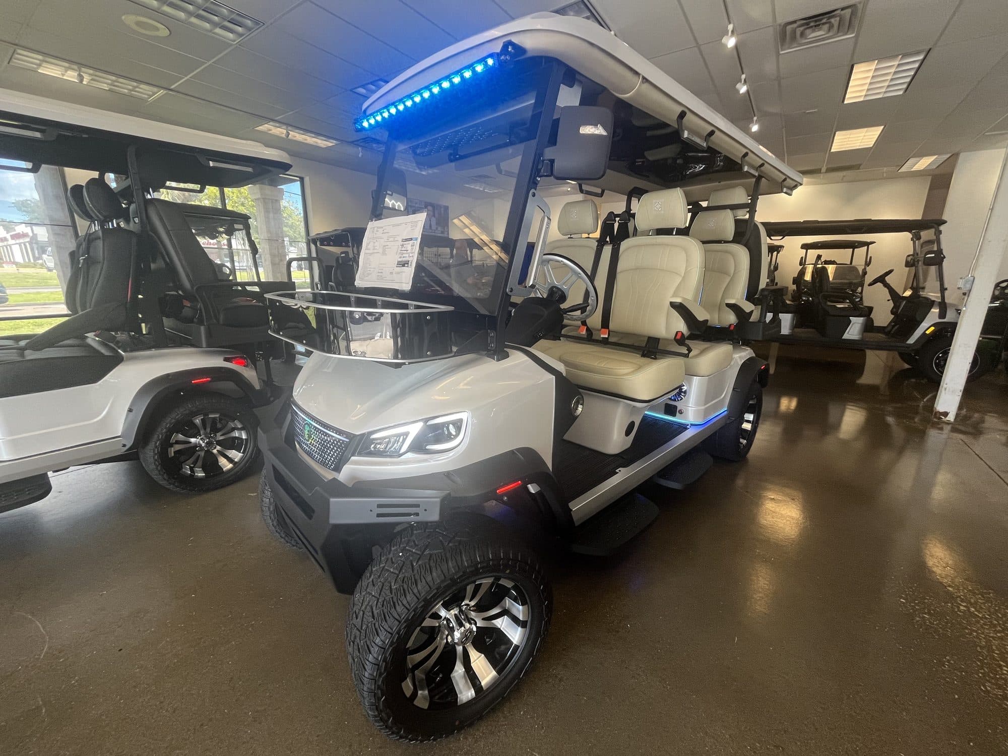 2026 Conquest S60P golf cart in White, photo 1 of 11 (stock IGC-1013)