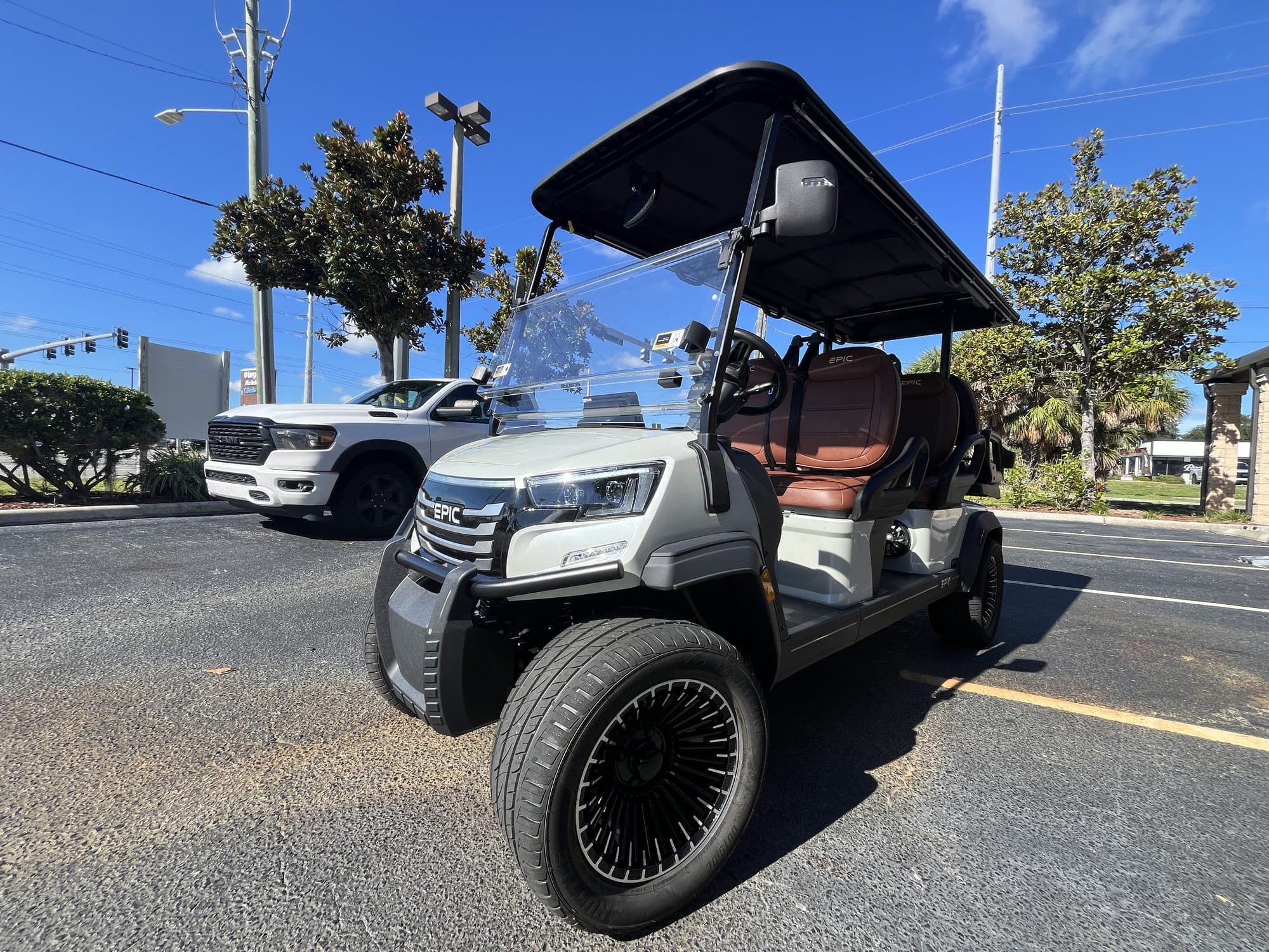 2026 EPIC E60FX golf cart in White, photo 1 of 11 (stock IGC-1018)