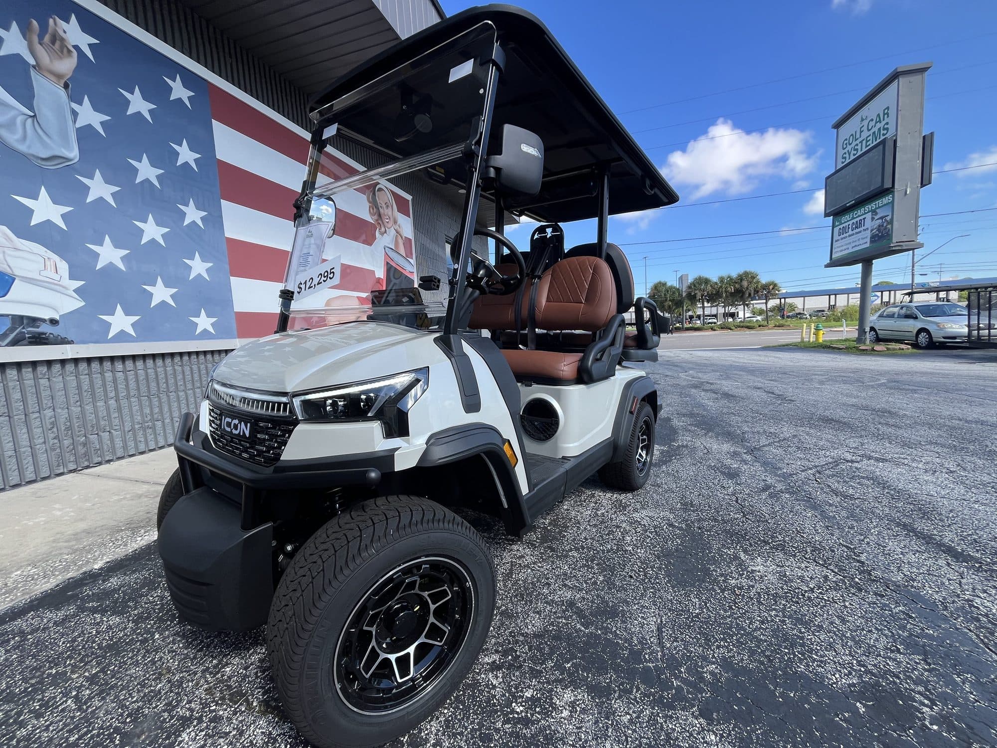 2026 ICON i40X golf cart in White, photo 1 of 8 (stock IGC-1053)